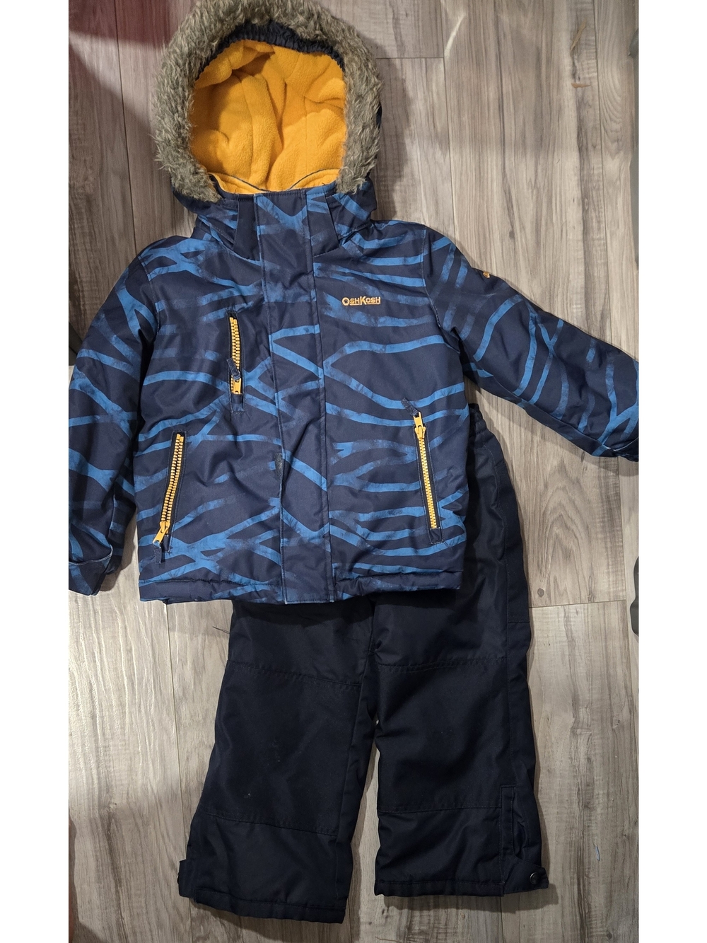 OshKosh B'gosh 2 Piece Snowsuit